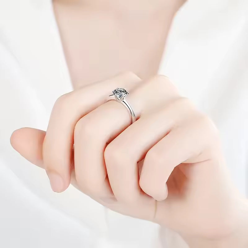 Silver plated Claws Solitaire Adjustable ring with Box